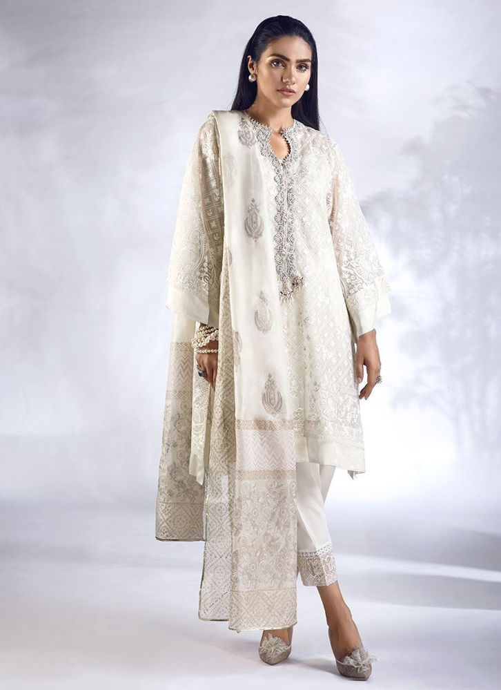 Ivory bella kurta | Farah Talib Aziz