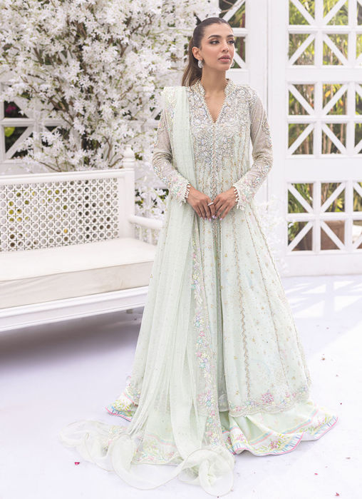 White nikkah dresses outlet pakistani