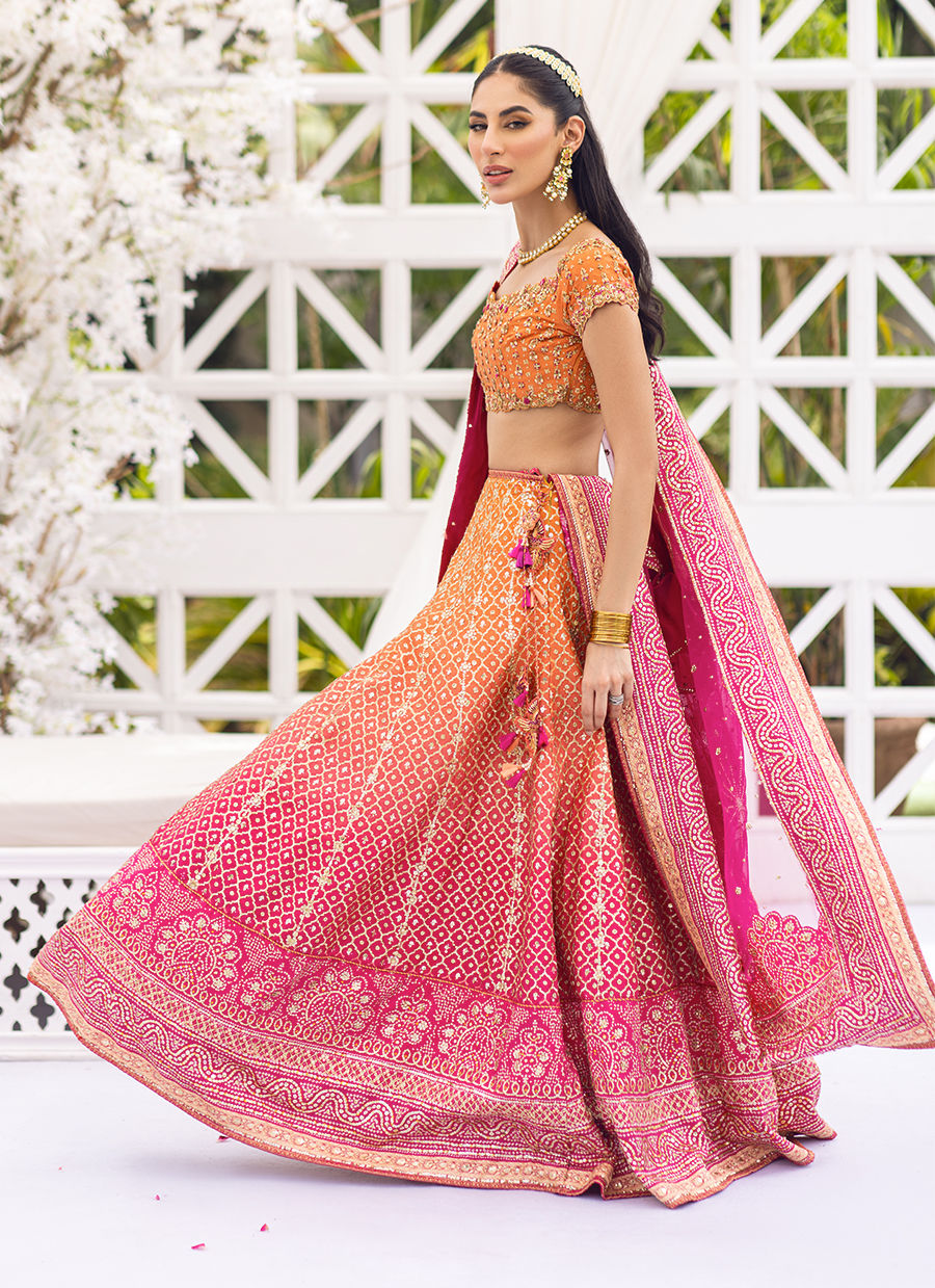 25+ Stunning Look Of Naira Aka Shivangi Jhosi || Naira Look In YRKKH -  YouTube